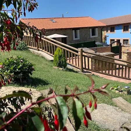 Casa Rural Vivienda Vacacional L'curuxa Complejo Caleacabo Apartment Biescas (Asturias)