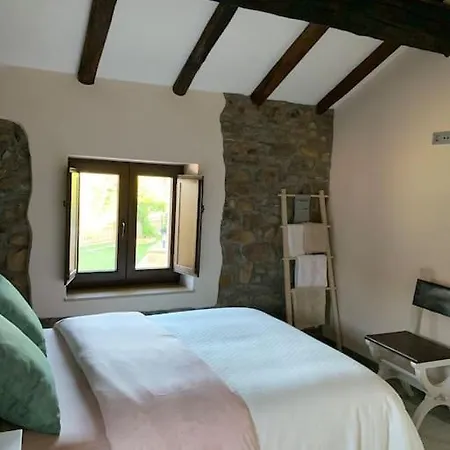 Apartment Casa Rural Vivienda Vacacional L'curuxa Complejo Caleacabo Biescas (Asturias)